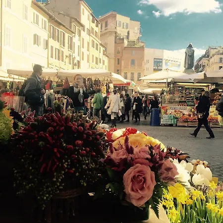 Campo De' Fiori Apartment *